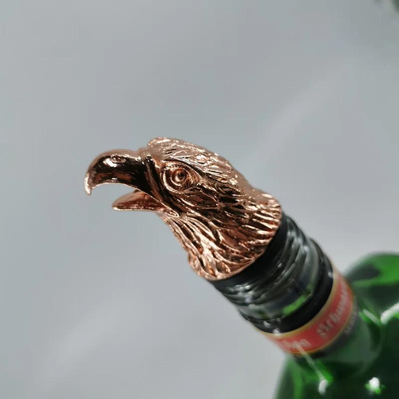 1 Stück Tierkopf-Weinausgießer Zinklegierung Hirsch Elch Löwe Leopard Wolf Adler Drache Wein-Ausgießstutzen Verschluss Club Bar Zubehör