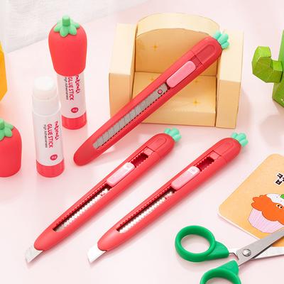 Niedliches Universalmesser in Karottenform, einziehbares Universalmesser für Kunstumschläge, für Paketschneider, Kartonschneider, zum Schneiden von Papier, Bastelkarton