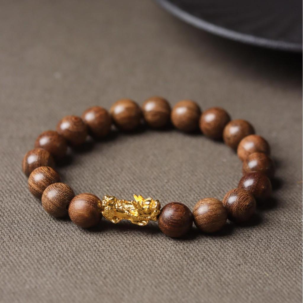 Golden Sandalwood Prayer Beads - Natural Wooden Hand String for Men & Women, Retro Tide Design, Scenic Area Gift.