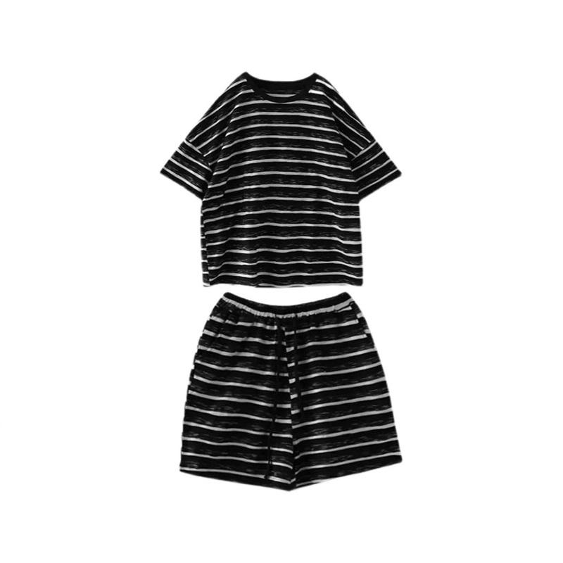 Women's Striped 2 Piece Outfits Casual Loose Short Sleeve T-shirt & Shorts Set Summer Loungewear Plus Size Homewear