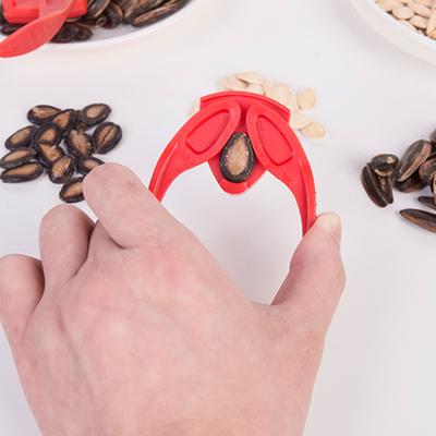 Clipper per semi di melone Clip per dadi Sheller Attrezzo da cucina per artefatto di semi di melone