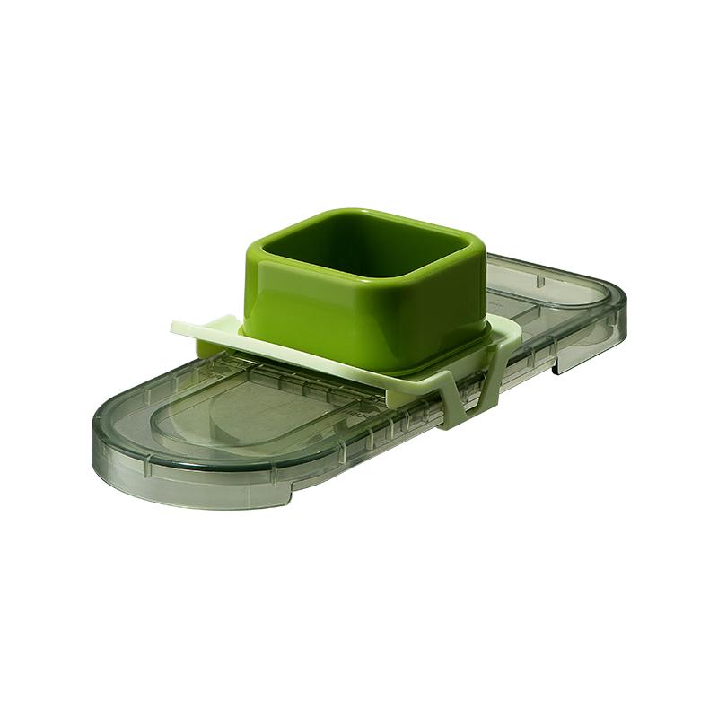Chui Da Huang Multi-functional Vegetable Slicer & Grater