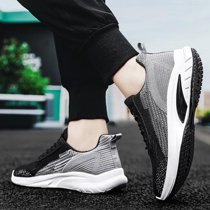 Summer new soft-soled sports and leisure shoes running shoes breathable fly-woven shoes travel shoes wear-resistant shoes