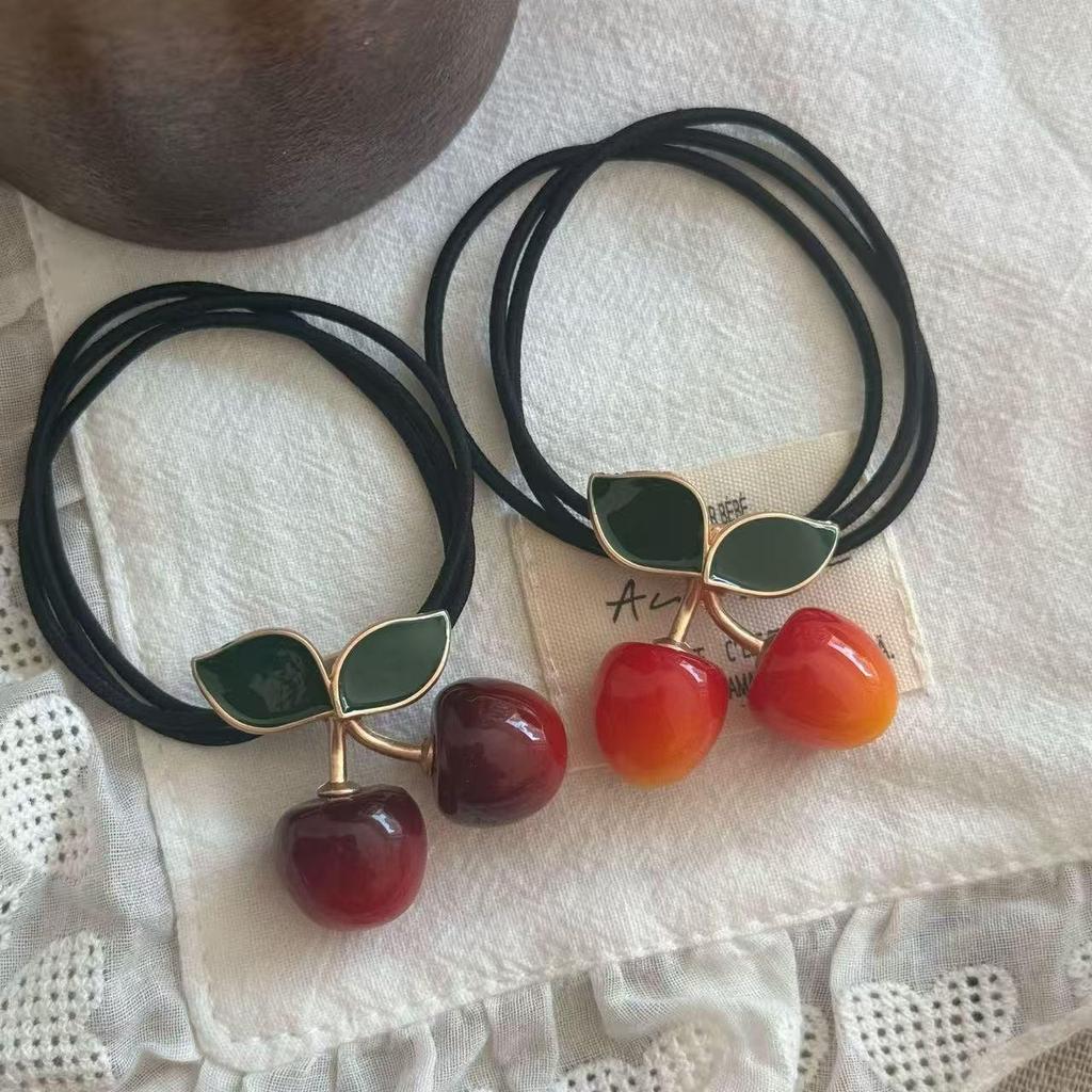 Elegantes Kirschdesign Haargummi: Süßer, vielseitiger und langlebiger Haargummi für Mädchen