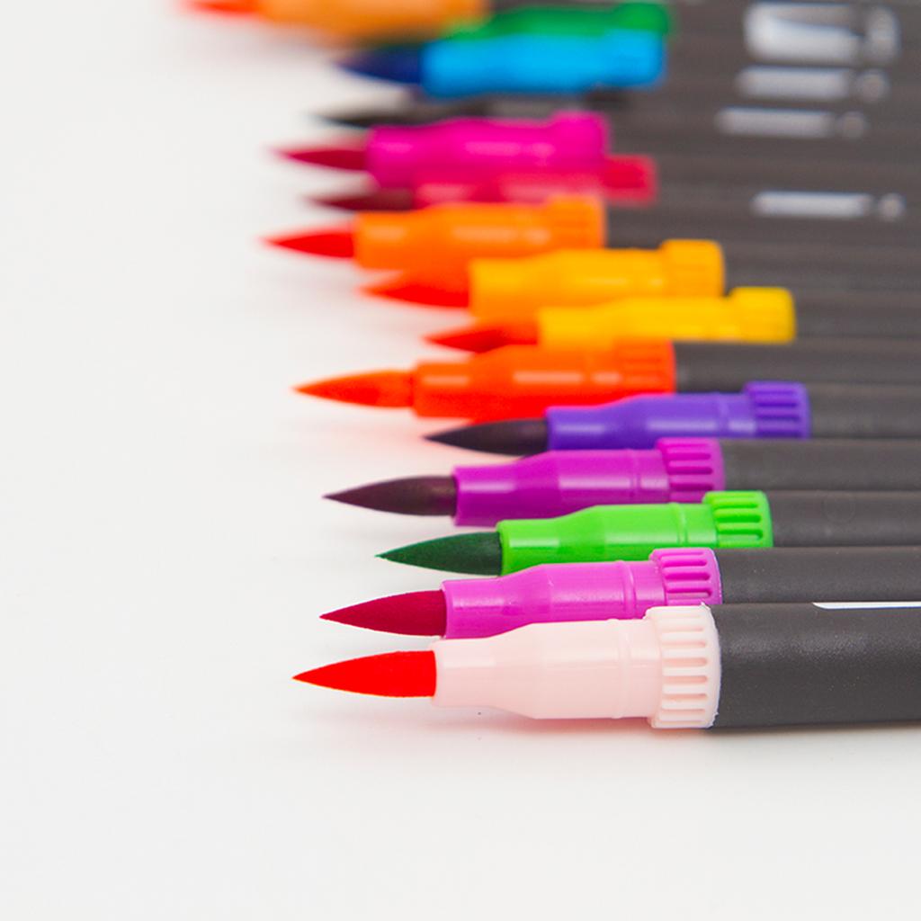Dual Tip Brush Pens 120 Colors Art Markers Set with Brush and Fine Tips Colored Pen for Children Adults Artists Drawing Sketching Coloring Calligraphy