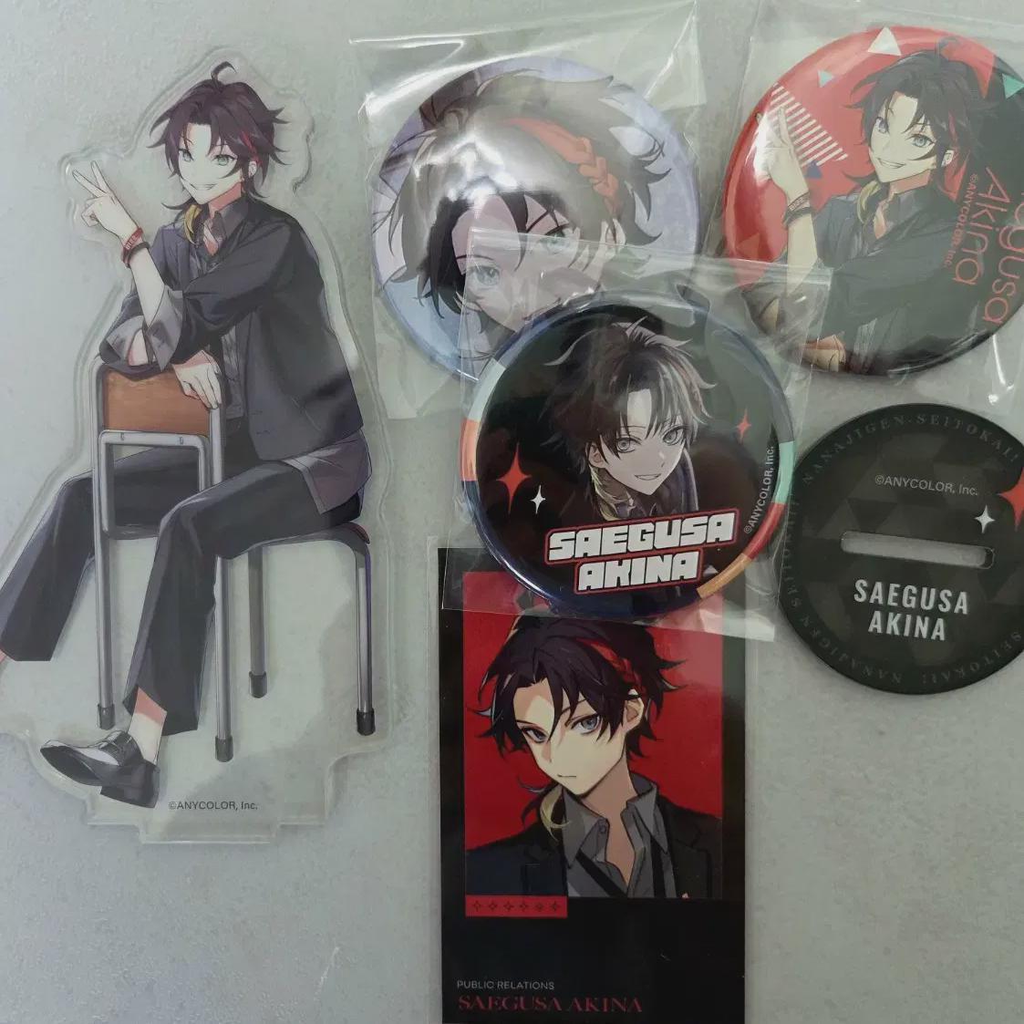 

Niji Sanji Саэгуса Акина Акриловый значок-кан с проверкой студенческого совета