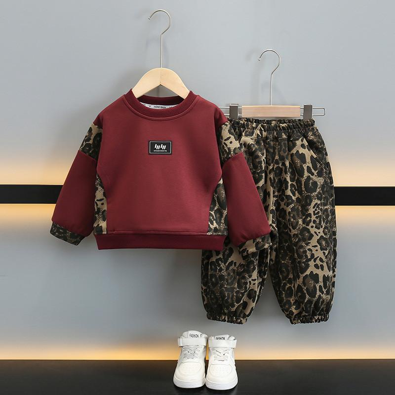 Stylisches Frühjahrs-Herbst-Sportset für Jungen aus weichem Baumwollstoff für Alter 3 bis 8 Jahre