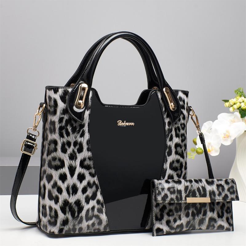 New Patent Leather Handbag Banquet Dress One-shoulder Cross-body Bags Large-capacity Female Daily Design Totes Shopping Bag