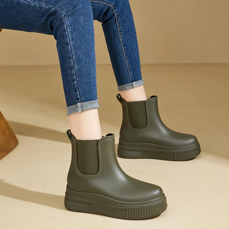 2025 Women's Japanese Style Non-slip Waterproof Short Rain Boots - Fashionable Outdoor Wear for Ladies