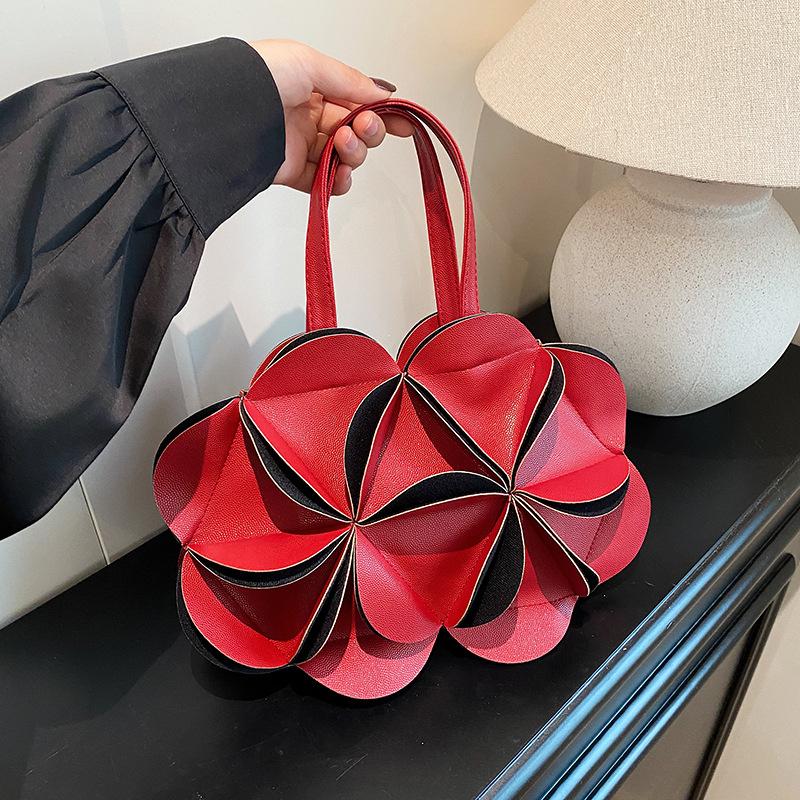 Cute Flower Shape Bag Women's 2025 Summer New Mori Niche Design Shoulder Bag Splicing Crossbody Tote Bag