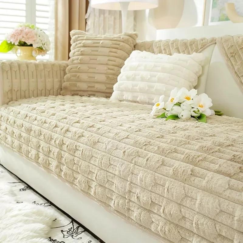 

Плюшевая новая подушка для дивана в китайском стиле, зимняя утолщенная противоскользящая крышка для дивана в европейском стиле 70x70cm