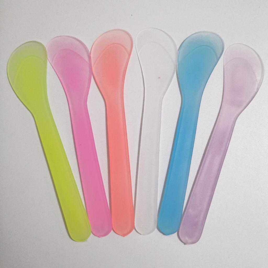 Crescent-Shaped Plastic Mask Mixing Spoon and Scraper