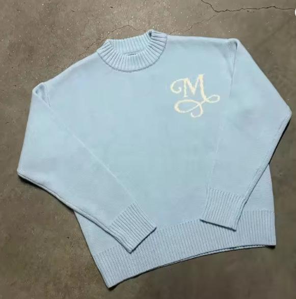 Unisex High-Quality Round Neck Knit Sweater with Letter Design