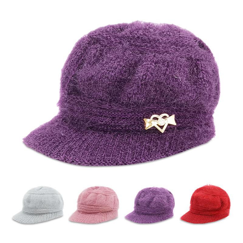 Heart Embellished Knitted Hat Winter Warm Thickened Pumpkin Cap Gift Outdoor