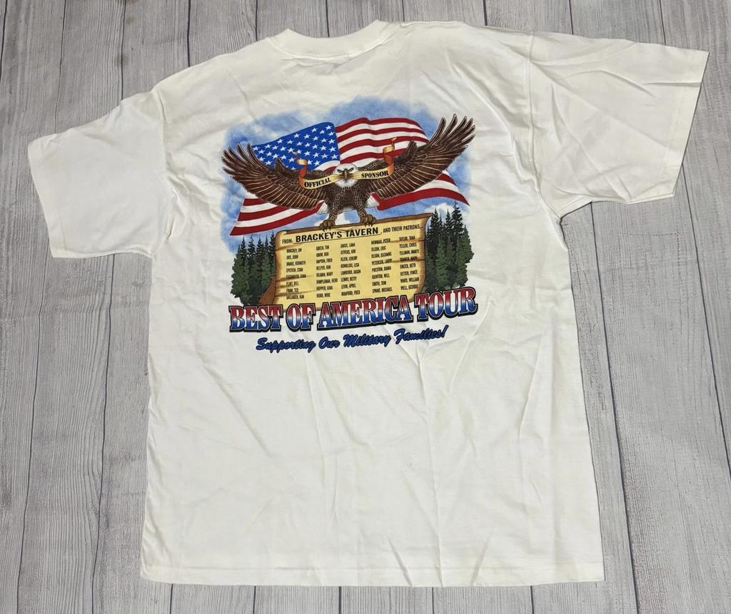 Vintage Y2K Lake In The Hills Illinois T Shirt Brackey’s Tavern Size 2XL 2003