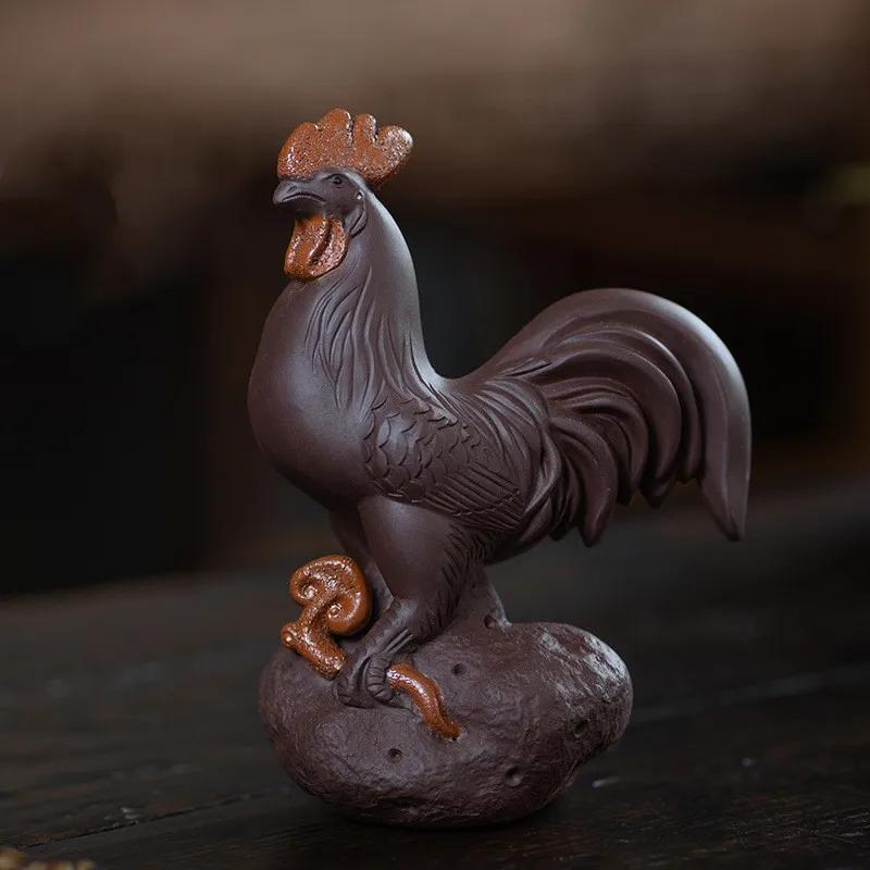 Yixing Purple Clay Tea Pet Lucky Chinese Zodiac Rooster Ornaments Handmade Tea Figurine Desktop Decoration Zisha Tea Set 10.2x6x13.7cm