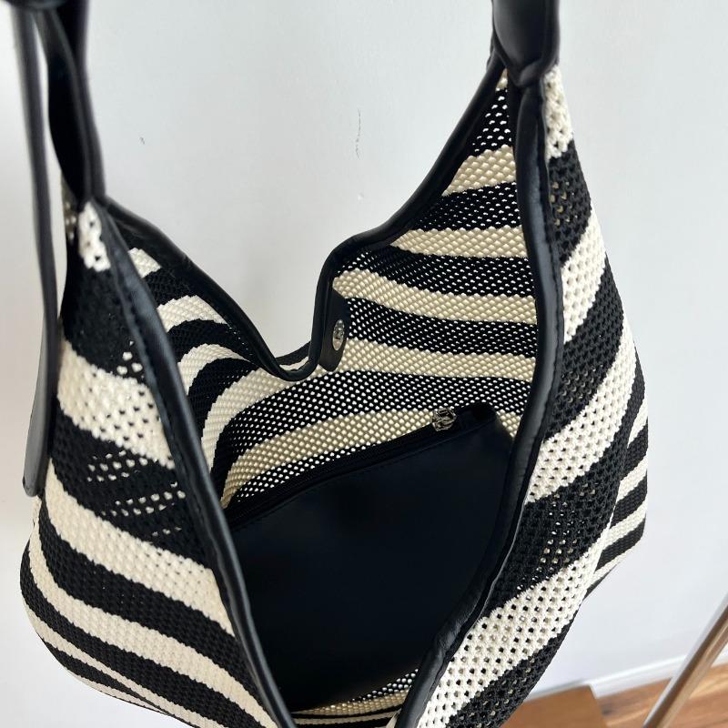 Commuting Large-capacity Single-shoulder Dumpling Bag Casual and Lightweight Crossbody Bag