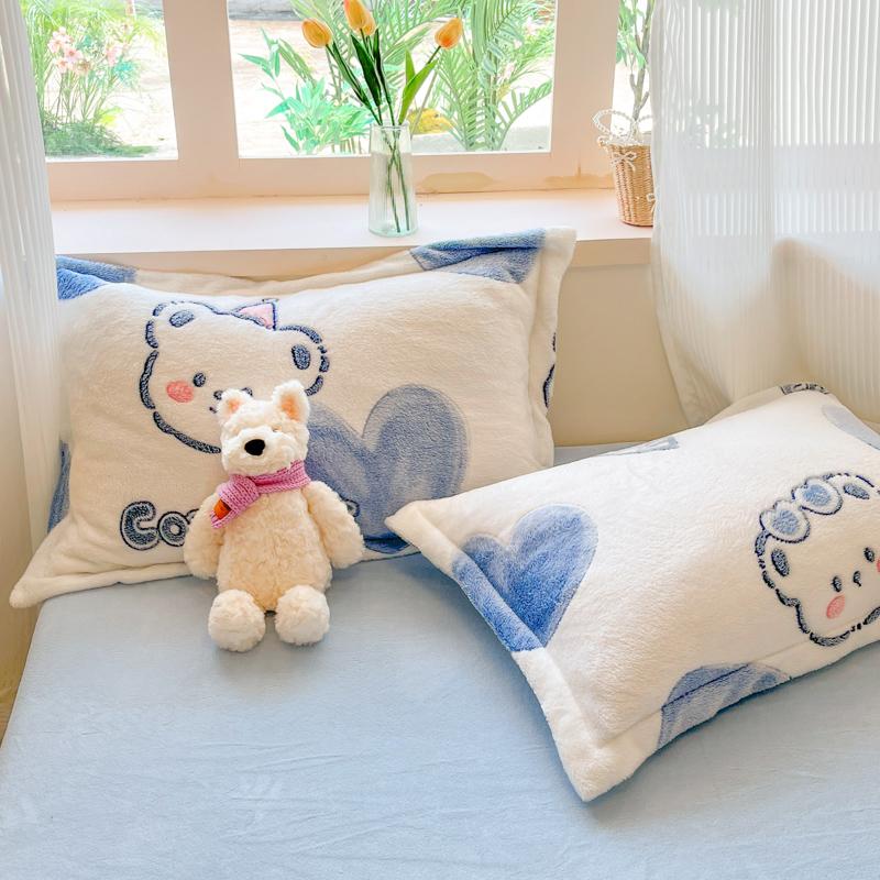 Print Flowers Winter Pillowcase Soft Warm Flannel Milk Keep Warm Pillow Shams Plush Machine Wash Pillow Covers 2 pieces