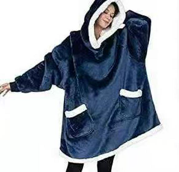 Cozy Hooded TV Blanket Pullover: Fleece Pajama Robe for Outdoor Cold Protection