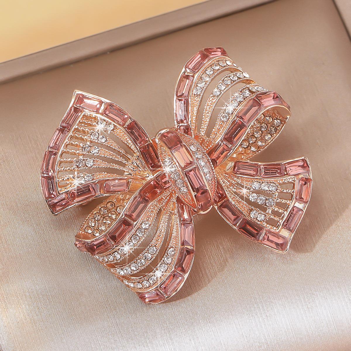 

Korean-style Zirconia Bow Brooches, Light Luxury, Niche Delicate Suits, Necklines, Corsages, Anti-bare Pins
