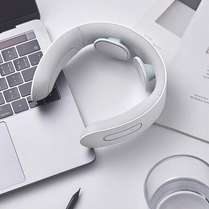 Bear Smart Cervical Neck Massager with Heat and Pulse CN plug (adapter included)