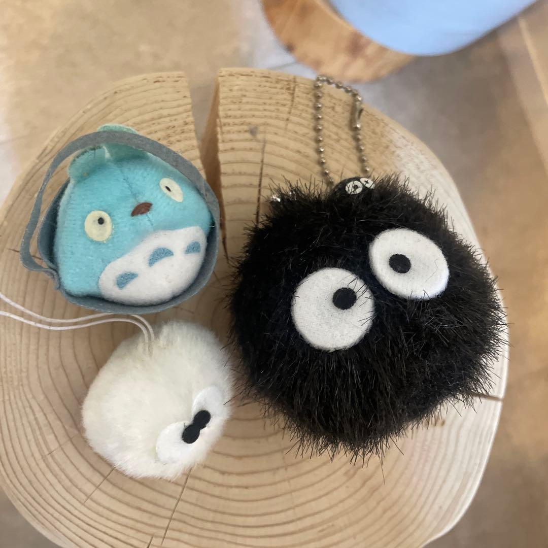 Ghibli Totoro Makkurokurosuke key chain 3 piece set pouch