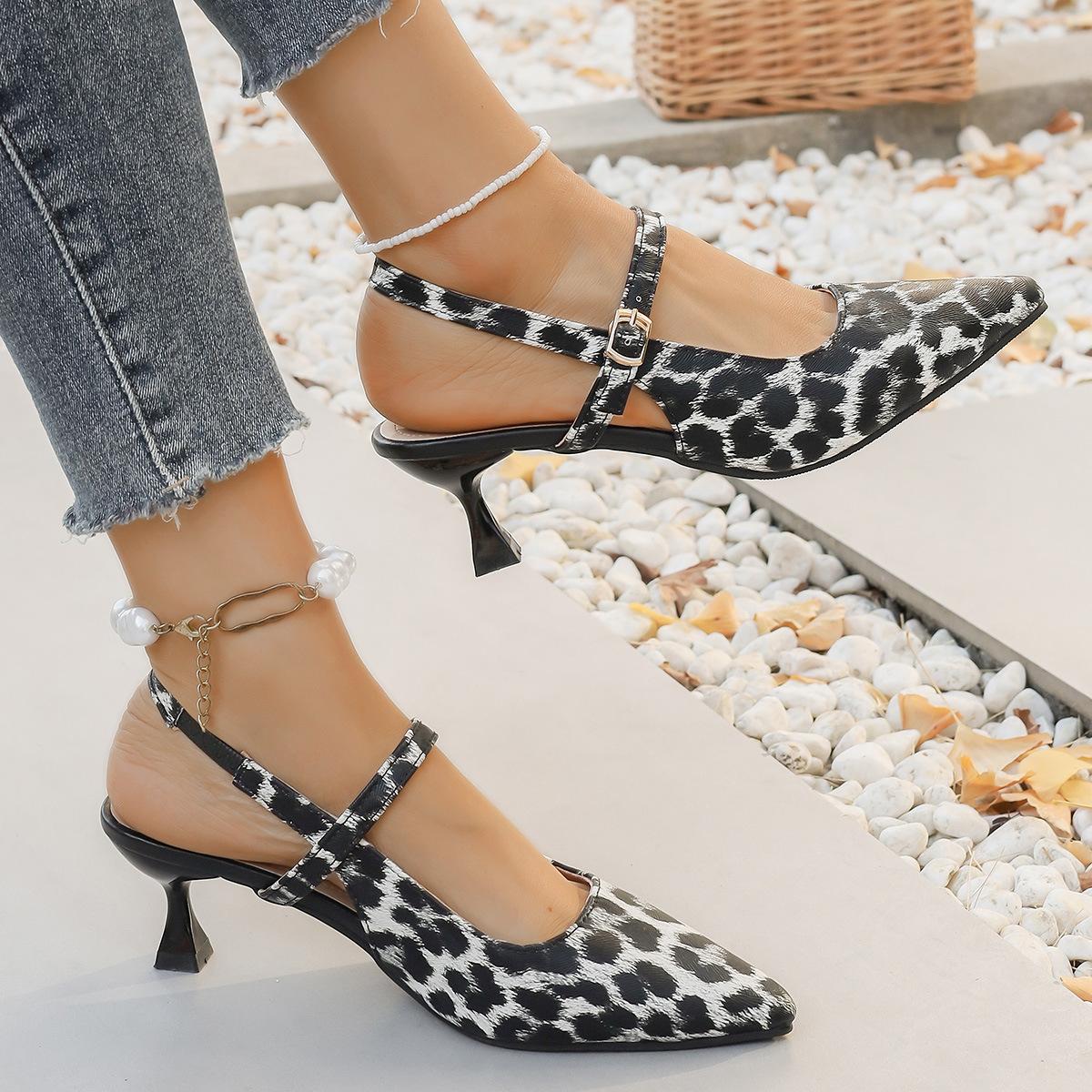 

Туфли Мэри Джейн с квадратным наклонным каблуком и леопардовым принтом, женские туфли с неглубоким носком и одинарными туфлями, универсальные женские туфли из кожи на среднем каблуке, модные женские туфли 43