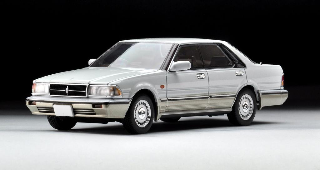 Tomica Limited Vintage Neo scale model Cedric V30 Turbo Brougham VIP 1/43 TLV-N43-24a (White/Beige)