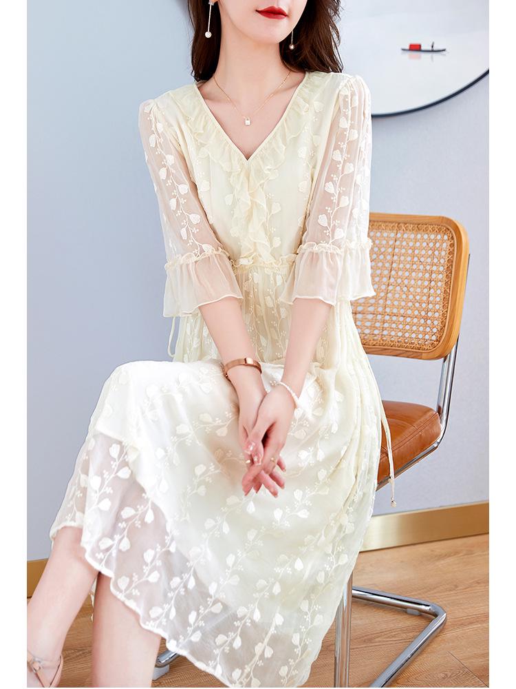 

Шелковое вышитое платье с высокой талией для женщин - модное, бросающее вызов возрасту, стройнящее платье из шелка Mulberry для женщин среднего возраста XXL бежевый