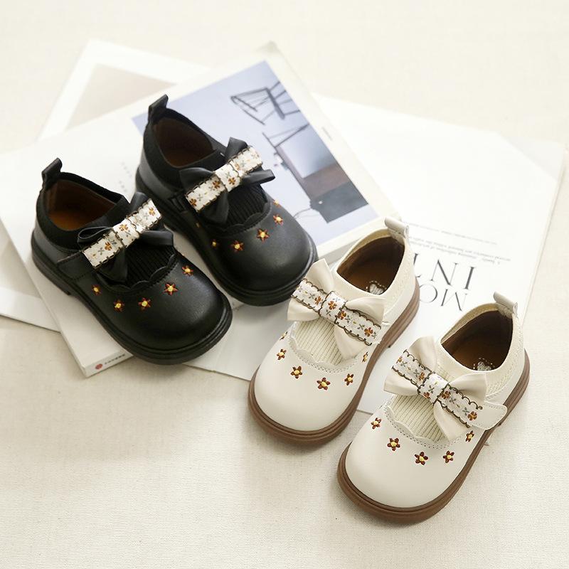 New Autumn and Winter Girls Bow Comfortable and Fashionable Soft-soled Leather Shoes