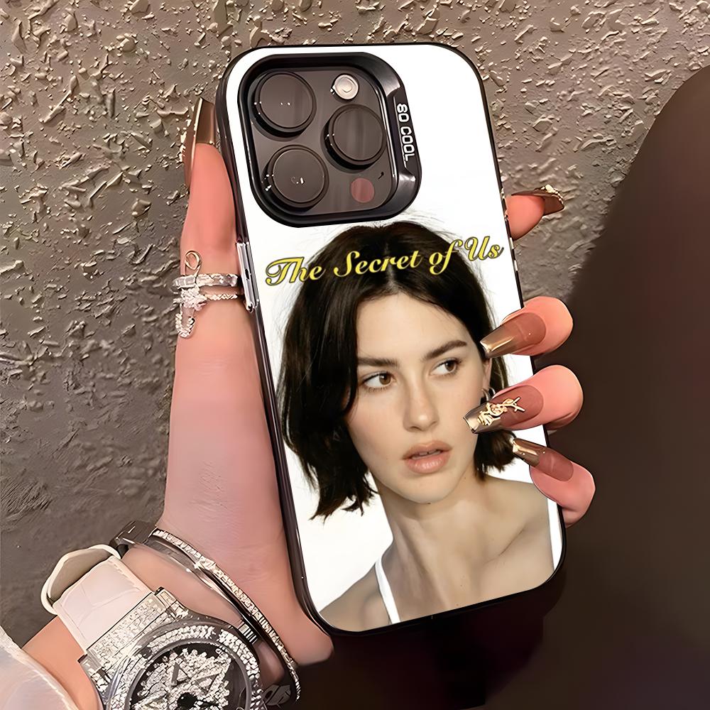Singer G-Gracie Abrams Phone Case For IPhone17 Air 16 15 14 Plus 13 12 11 Pro XS Max Silver Black Bumper Case