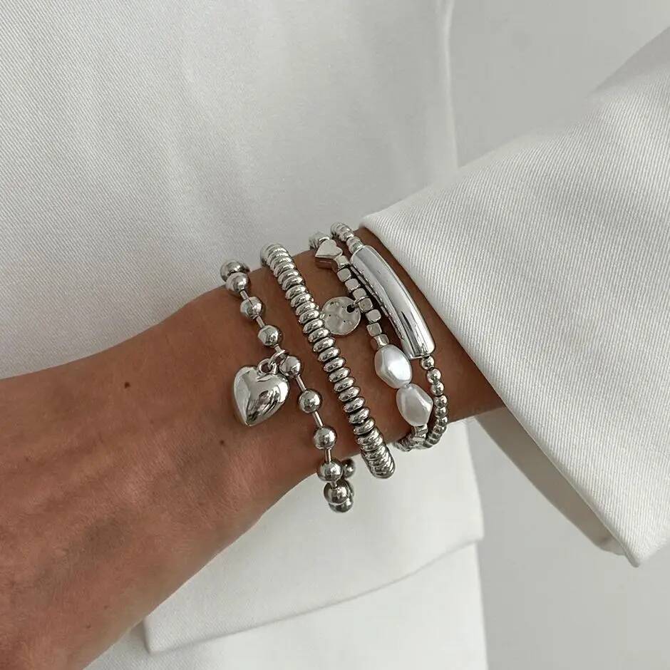 

SHIXIN 4Pcs/Set Vintage Stackable Silver Color Beaded Bracelet Women Trendy Imitation Pearl Heart Pendant Bracelet Party Jewelry