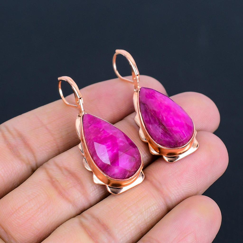 Facettierter Rubin Edelstein Kupfer Schmuck Handarbeit Frauen Ohrring Geschenk für Sie