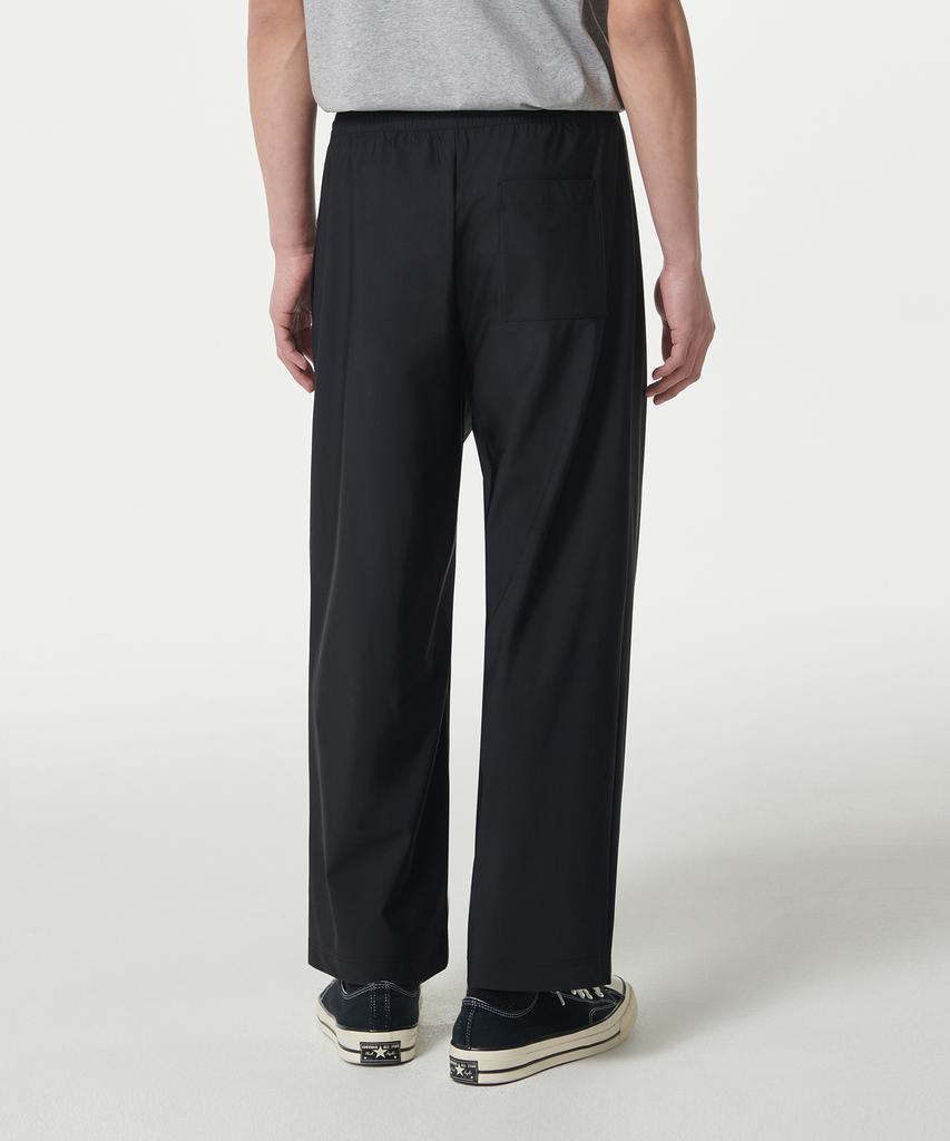 Musinsa Standard Cooling Loose Tapered Elastic Waist Pants [Black]