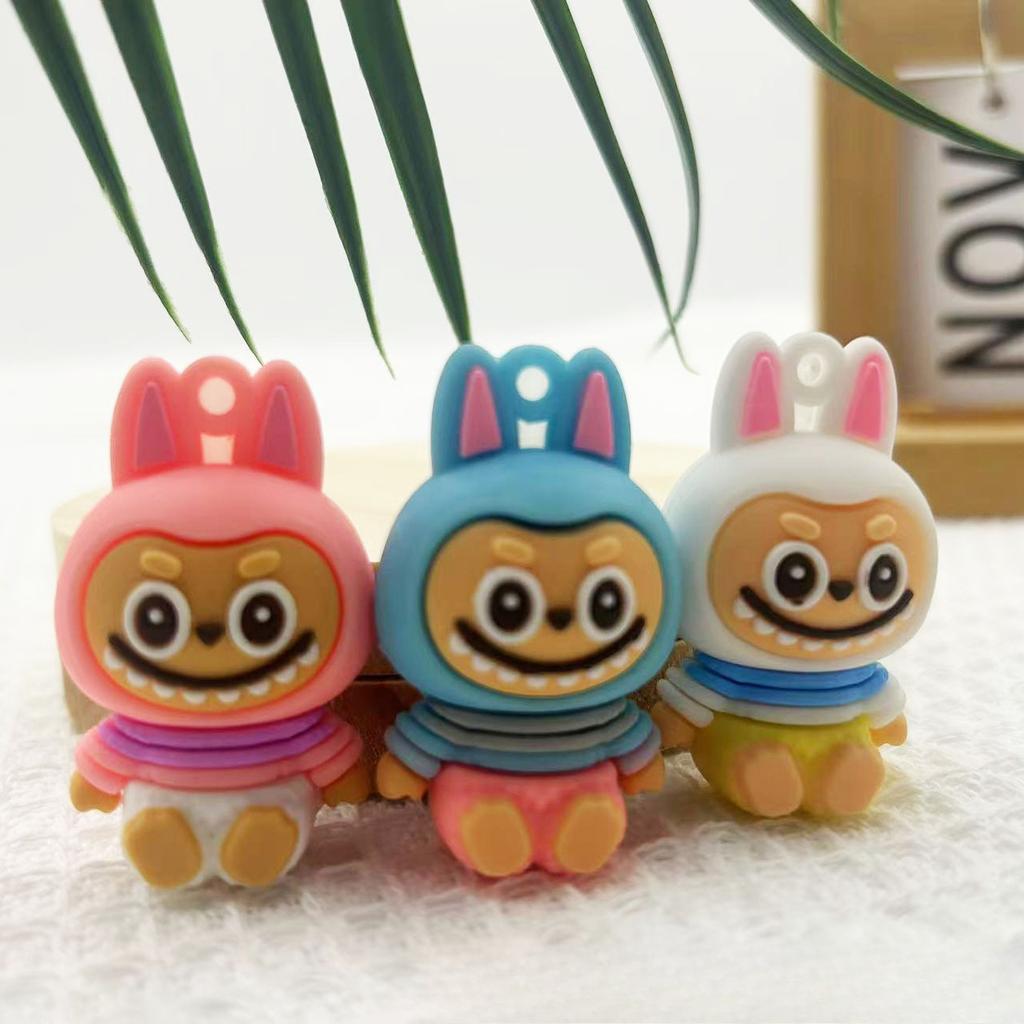 Cartoon Keychain Cute Three-dimensional Doll Pendant Car Key Chain Exquisite Accessories