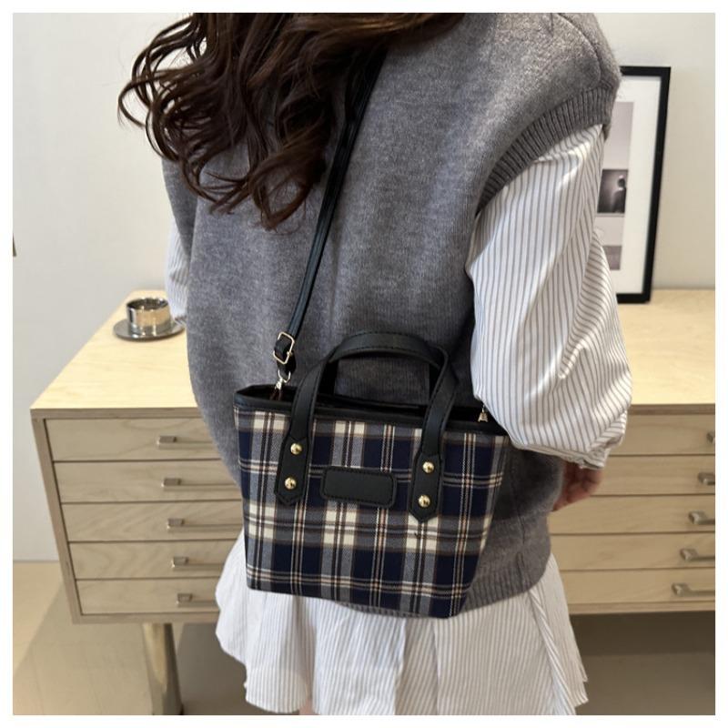 Niche New Design Bag Female Senmeng Trendy Autumn and Winter Fashionable Cute Handbag Casual Messenger