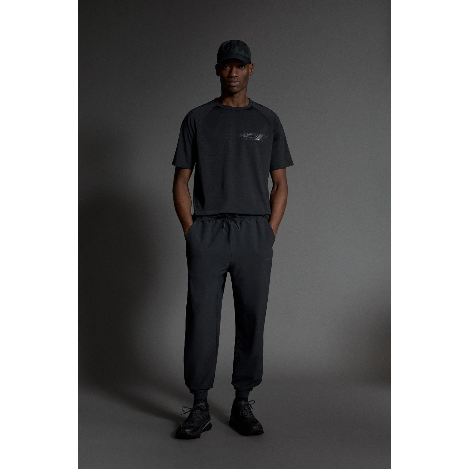 

TRAINING TROUSERS