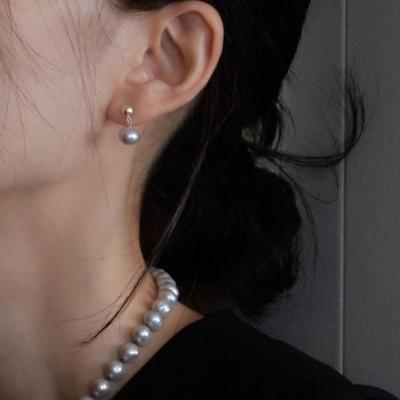 Boucle d'oreille Aube de moi Perle Grise Goutte