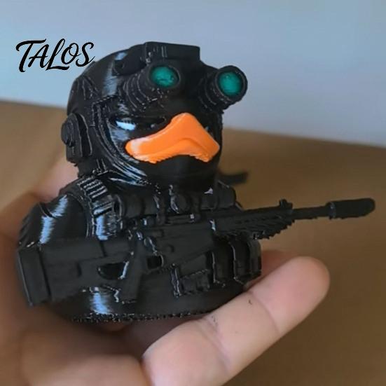 Trendy Military Desktop Decor Tactical Night Vision Duck Figurine, Cool Statue, Desk for Gamers Gear Model Collectors, 4 Colors Available, Car