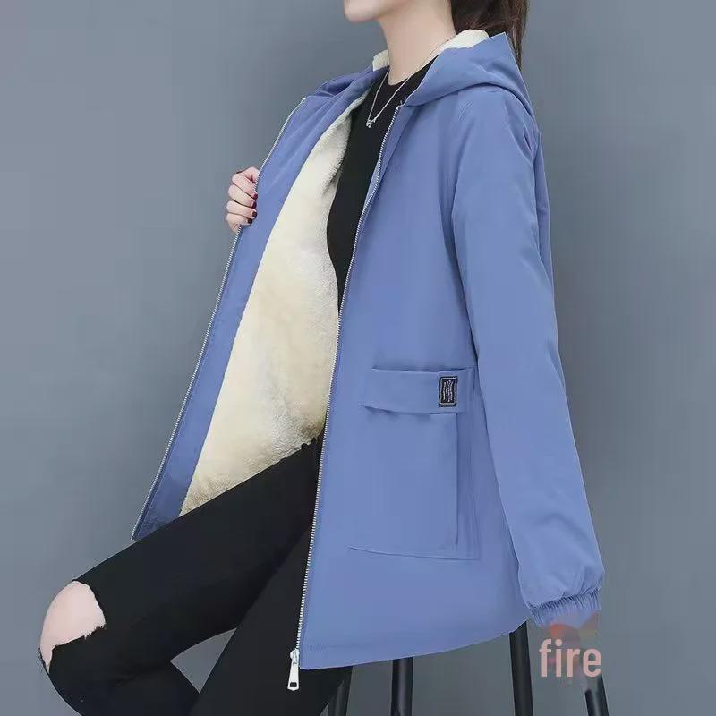 Dámská středně dlouhá bavlněná větrovka větší velikosti se sametovou podšívkou – podzimní/zimní módní tlustý kabát (300 Jin)