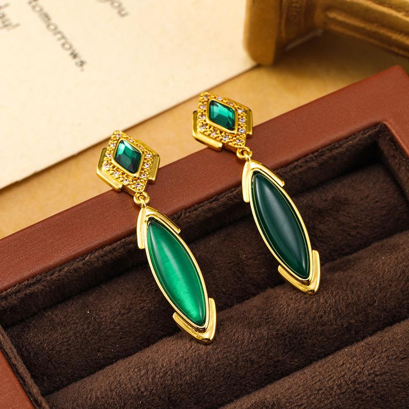 Qingdao Jewelry Elegant Emerald Green Teardrop Tassel Earrings - New Chinese Ethnic Style for Women