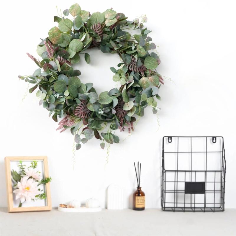Delicate Faux Green Leaf Wreath Accessory Durable Wreath for Functional Use In Homes Garden and Wedding Decorations
