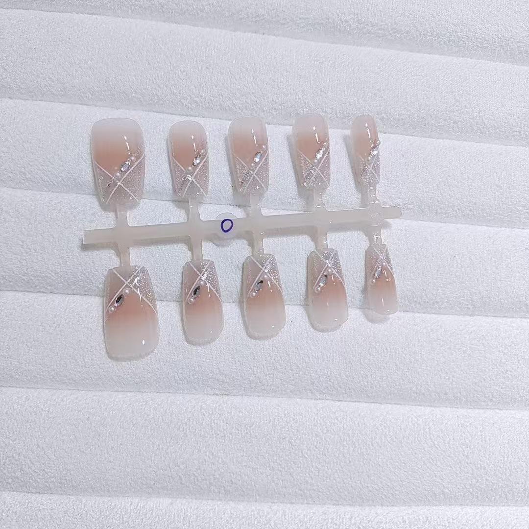 

Набор из 10 штук S176 First Love Cat Eye Blush Короткие накладные ногти - Сладкий и милый стиль