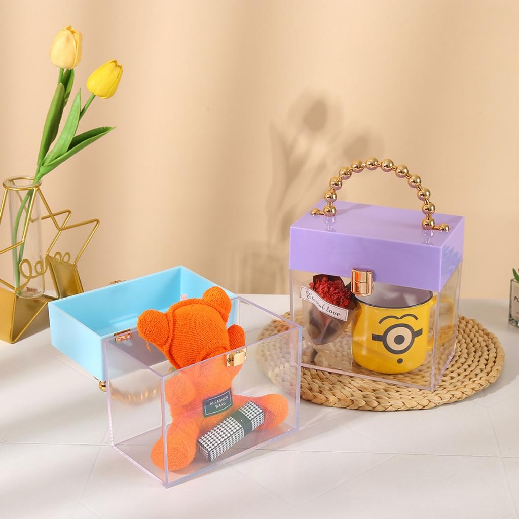 Clear Acrylic Plastic Jewelry Box Storage Box Cube Containers with Lids for Candy Pill and Tiny Jewelry and Chocolates Acrylic Candy Boxes