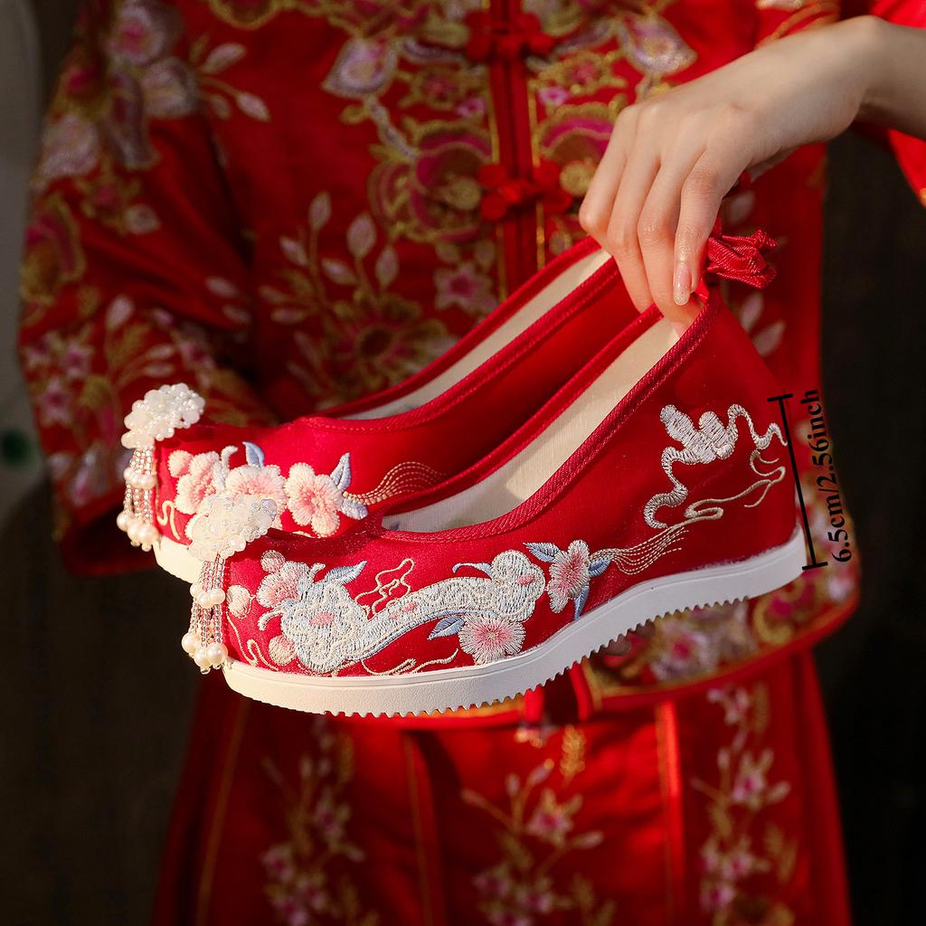 Embroidered Shoes Fringed Hanfu Shoes Antique Xiuhe Shoes Chinese Inner Heightening Cloth Shoes
