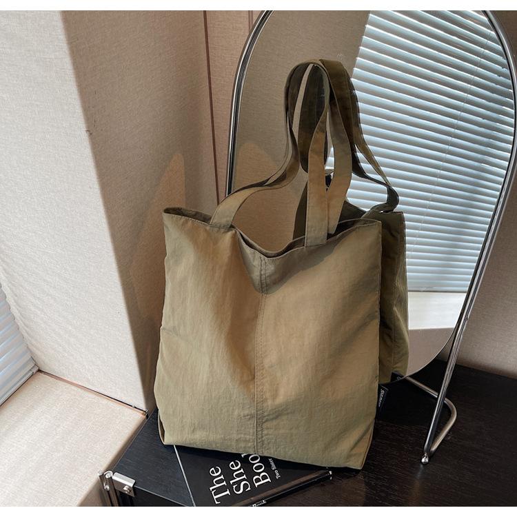 Bags Women's Shoulder Bags Large Capacity Student Commuting Handbags Girls Lightweight Literary Tote Bags Tide