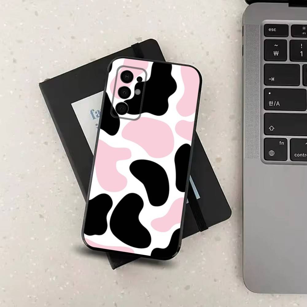 Cute Cow Print  For Samsung Galaxy A73,31,32,72,41,53,52,71,22,5G,Note,J7,8,9 Soft Black  Silicone Phone Case