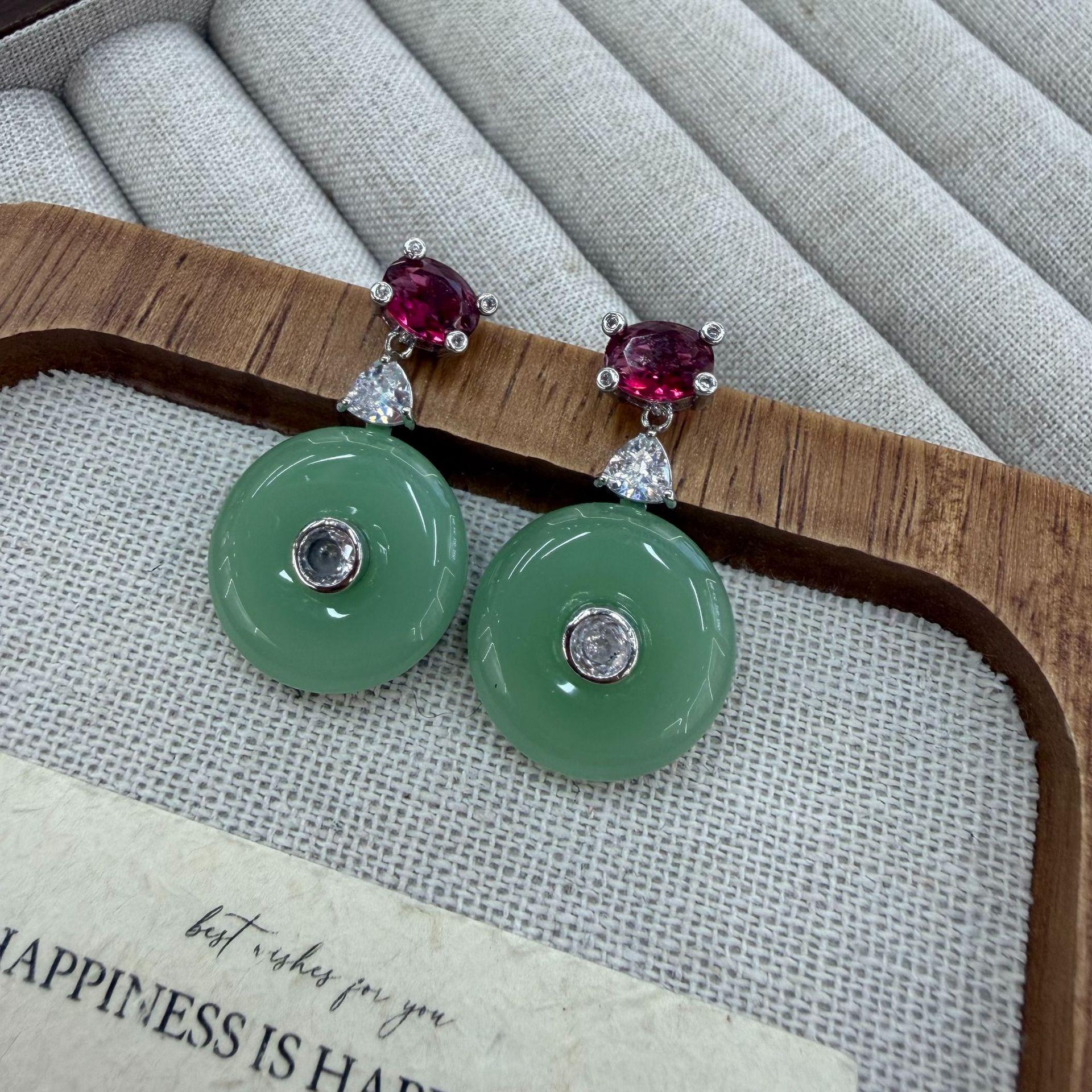 

New Chinese Safety Buckle Earrings, National Style Zircon Stud Earrings, Light Luxury Atmosphere And Elegant Earrings For Women