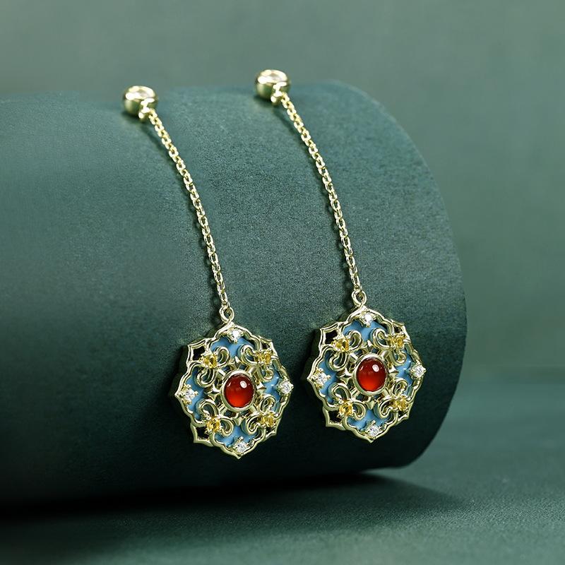 Jewelry Valentine's Day earrings, temperament 925 exquisite original design Dunhuang caisson pattern medieval earrings