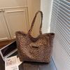 Leopard Print Cloth Bag Women's Large-capacity New Autumn and Winter Versatile Shoulder Bag Leisure Commuting Class Tote Bag